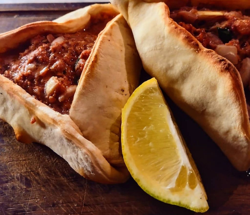 Naturaleza, historia y gastronomía en Berisso y Tapalqué