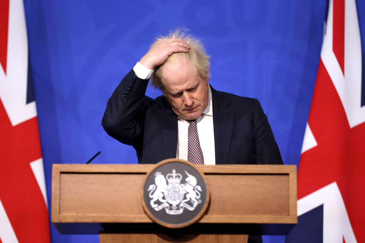 Boris Johnson zafó a una moción de censura pero quedó debilitado
