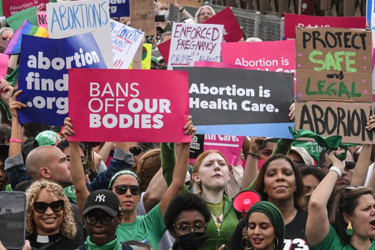 Figuras de Hollywood condenan la anulación del derecho al aborto