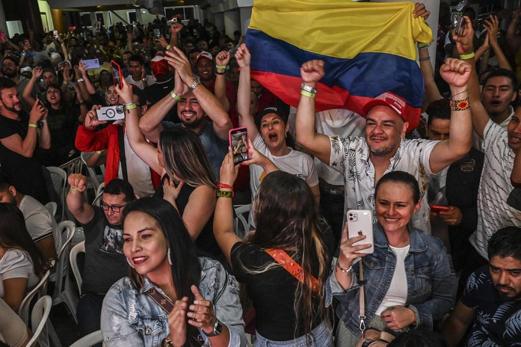 Petro: "Hoy es día de fiesta para el pueblo" 1 Petro: "Hoy es día de fiesta para el pueblo"