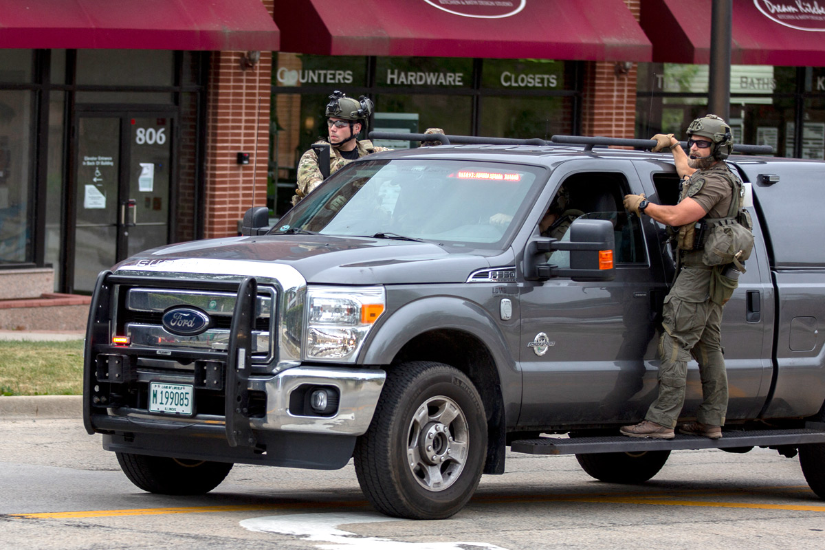 Seis muertos y 24 heridos en EE.UU. por un tiroteo en el desfile del Día de la Independencia