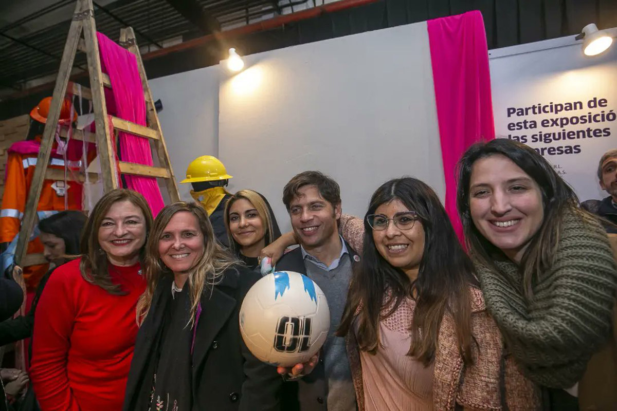 Axel Kicillof: «Debemos concentrar esfuerzos para que la brecha salarial comience a cerrarse»