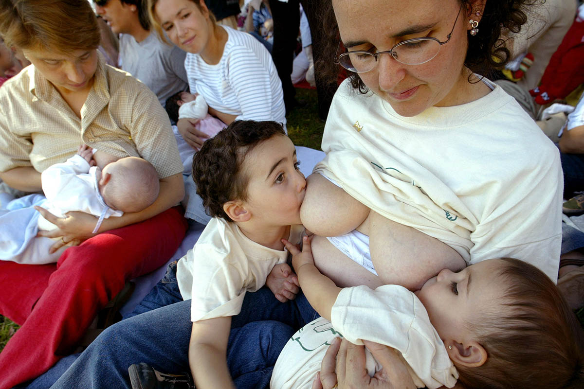 Promueven que la lactancia sea exclusiva durante los primeros seis meses de vida del bebé