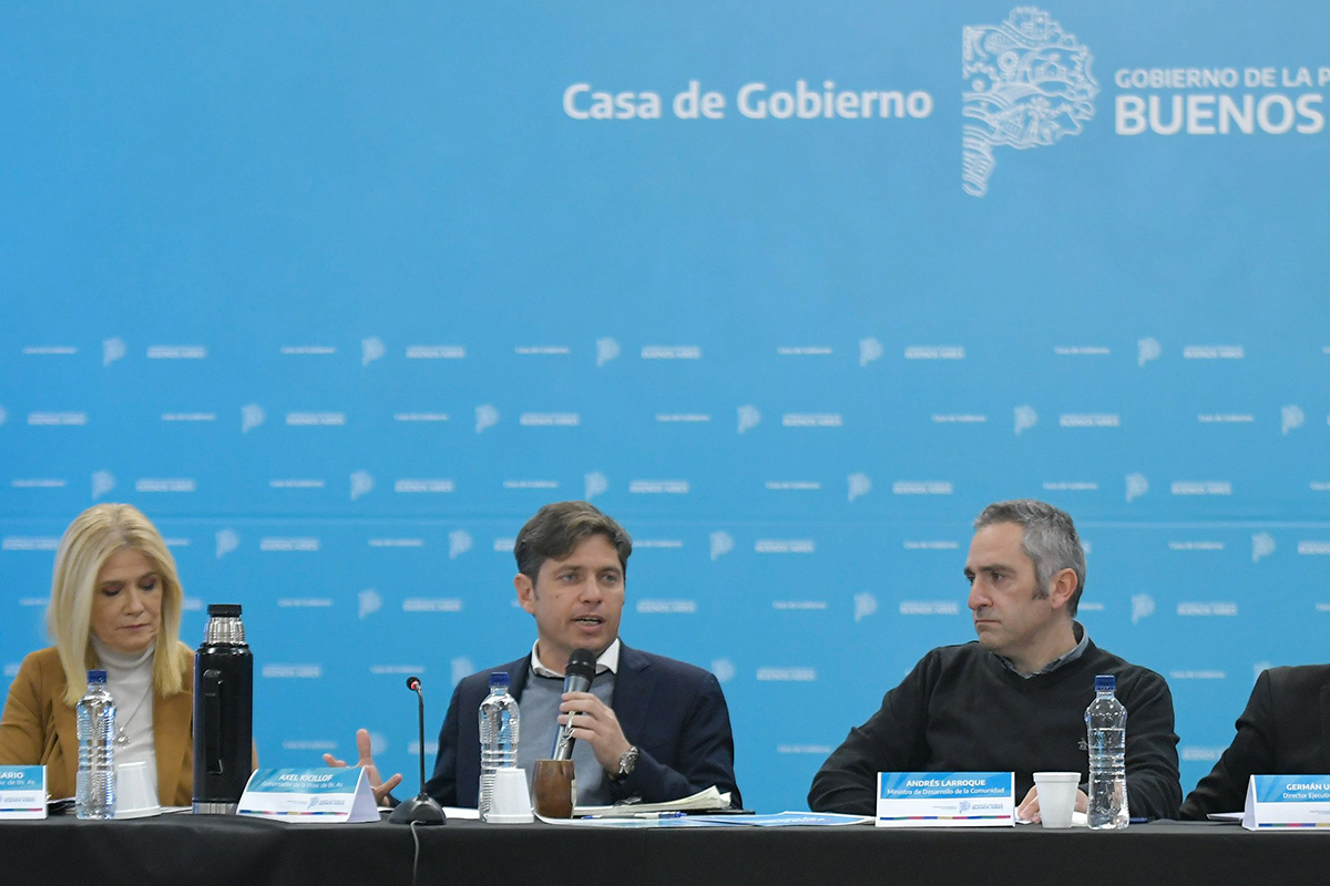 Kicillof y su gabinete respaldaron a CFK: «Este juicio se cocinó en la quinta de Macri»