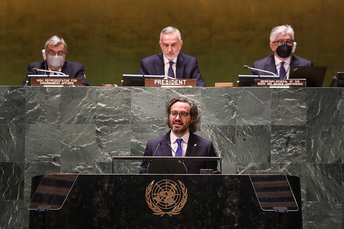 Cafiero: “La invasión a Ucrania puede ser una justificación para que países sin armamento nuclear deseen procurarlo”