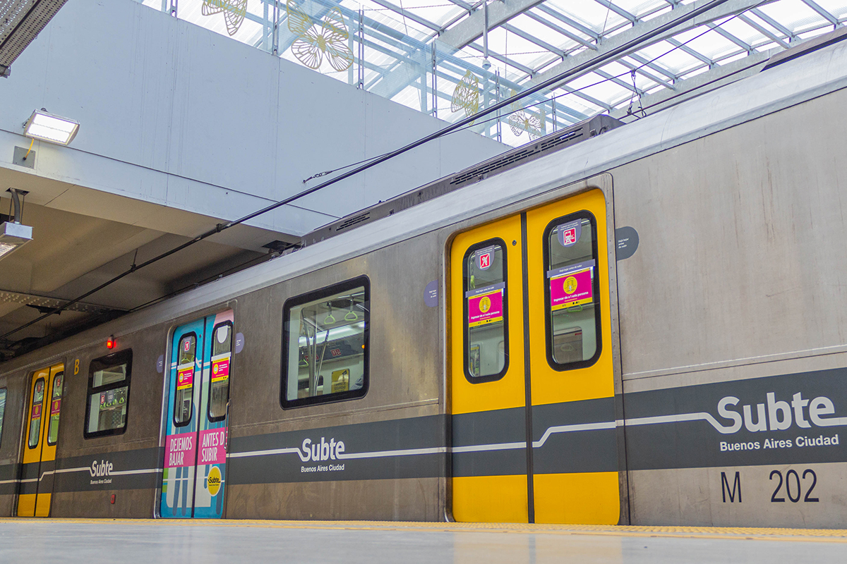Metrodelegados liberarán a las 16 los molinetes de estación Retiro de línea C