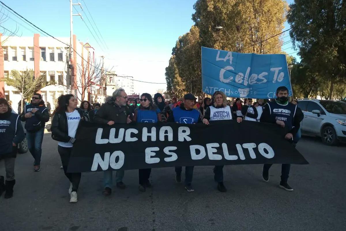 Paro y repudio de estatales en Chubut tras fallo que «criminaliza la protesta»