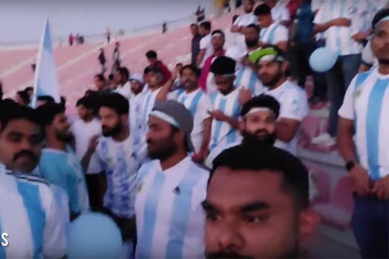 Para ser locales en el Mundial: 1.500 indios crearon la hinchada argentina en Qatar