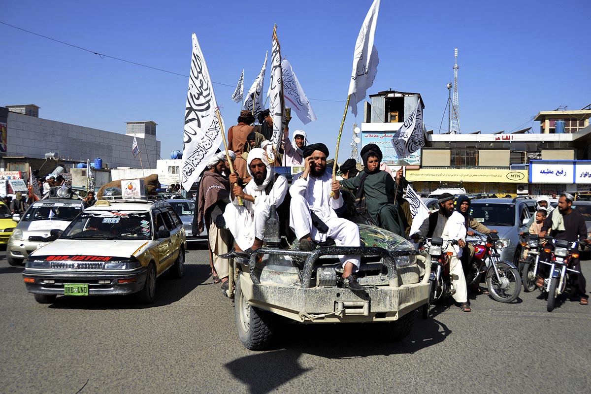 Los talibanes celebraron la «libertad» en el primer aniversario del retiro de EEUU