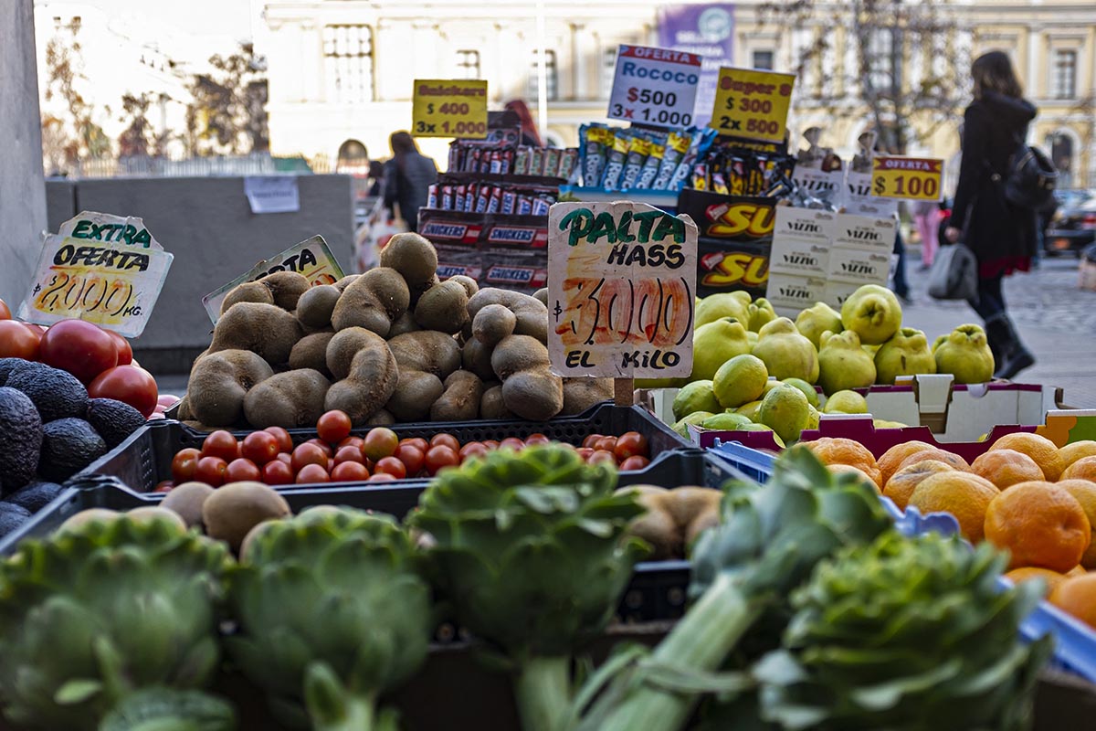 Por los alimentos, la canasta de pobreza crece por encima de la inflación