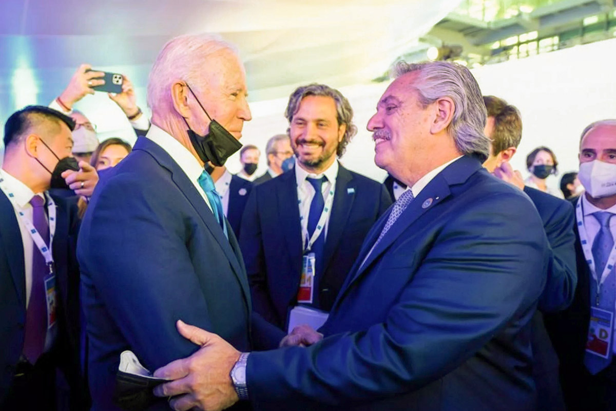 Terreno preparado para la visita de Alberto Fernández