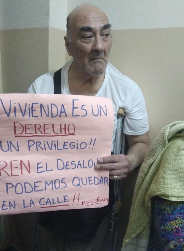 Tras una movilización y el reclamo de las 70 familias, la Justicia suspendió el desalojo del edificio de Solís 1 Tras una movilización y el reclamo de las 70 familias, la Justicia suspendió el desalojo del edificio de Solís