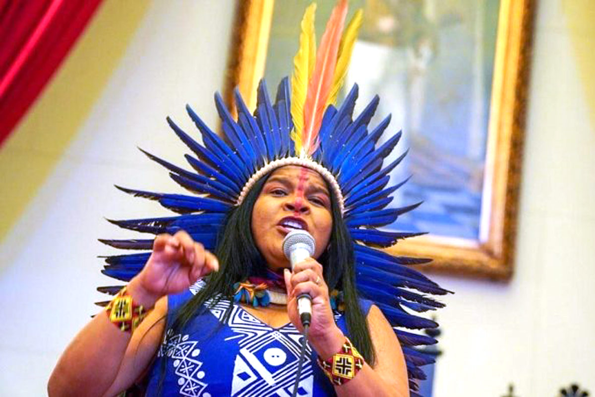 Sonia Guajajara: “Las candidaturas indígenas en Brasil podemos construir un buen vivir para todas las personas”