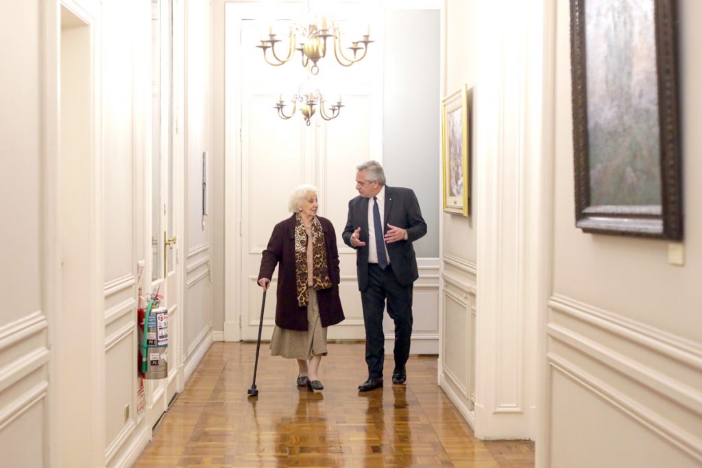 En defensa de la democracia: trastienda de una jornada agitada en la Rosada