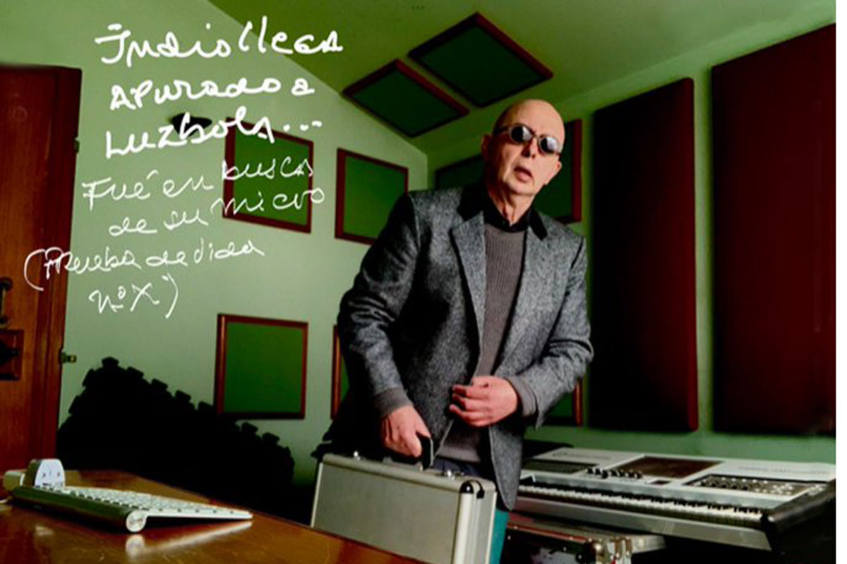 El Indio Solari adelantó parte del nuevo material junto a El Míster y los Marsupiales Extintos