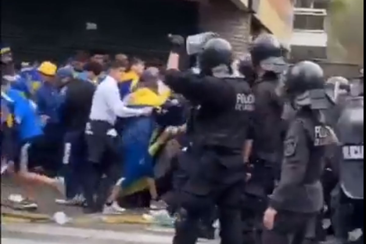 El otro superclásico: represión de  policías de la Ciudad a hinchas