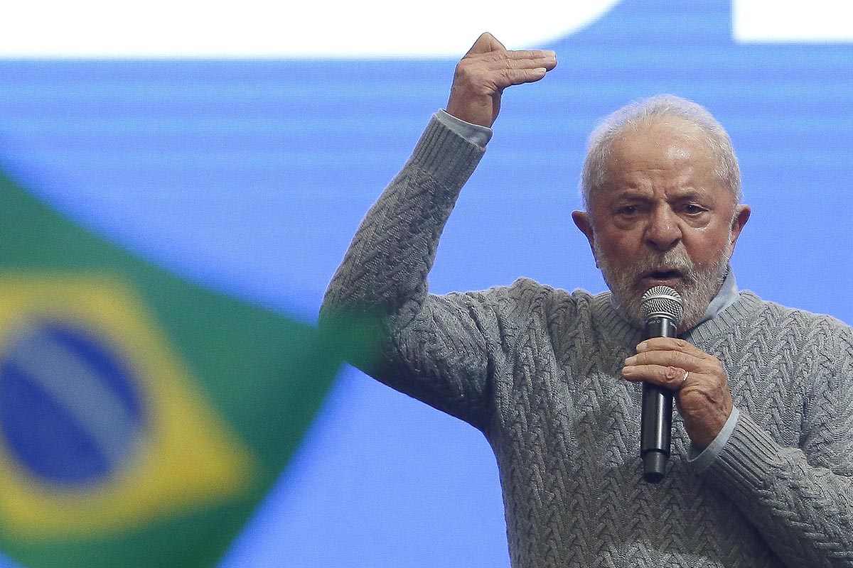 Lula redujo diferencia con Bolsonaro entre el electorado evangelista