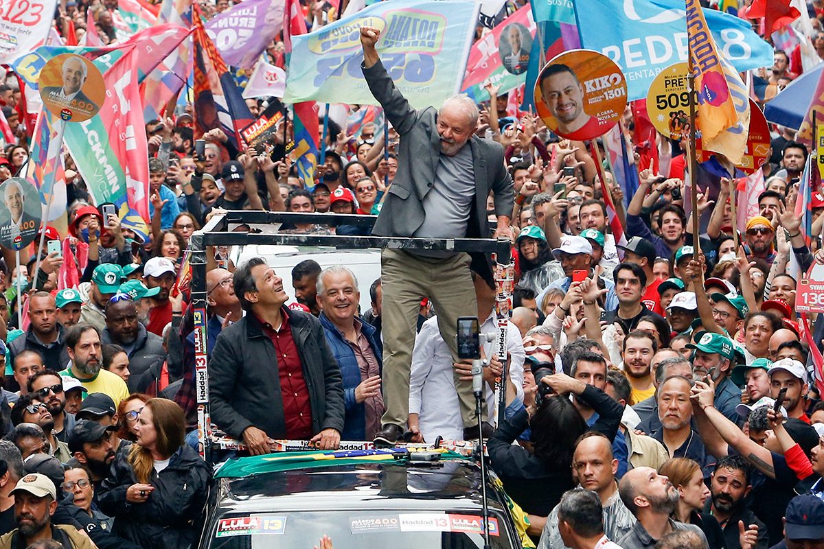 Ganó Lula por más de 5 millones de votos y quedó a un paso de ser el nuevo presidente de Brasil
