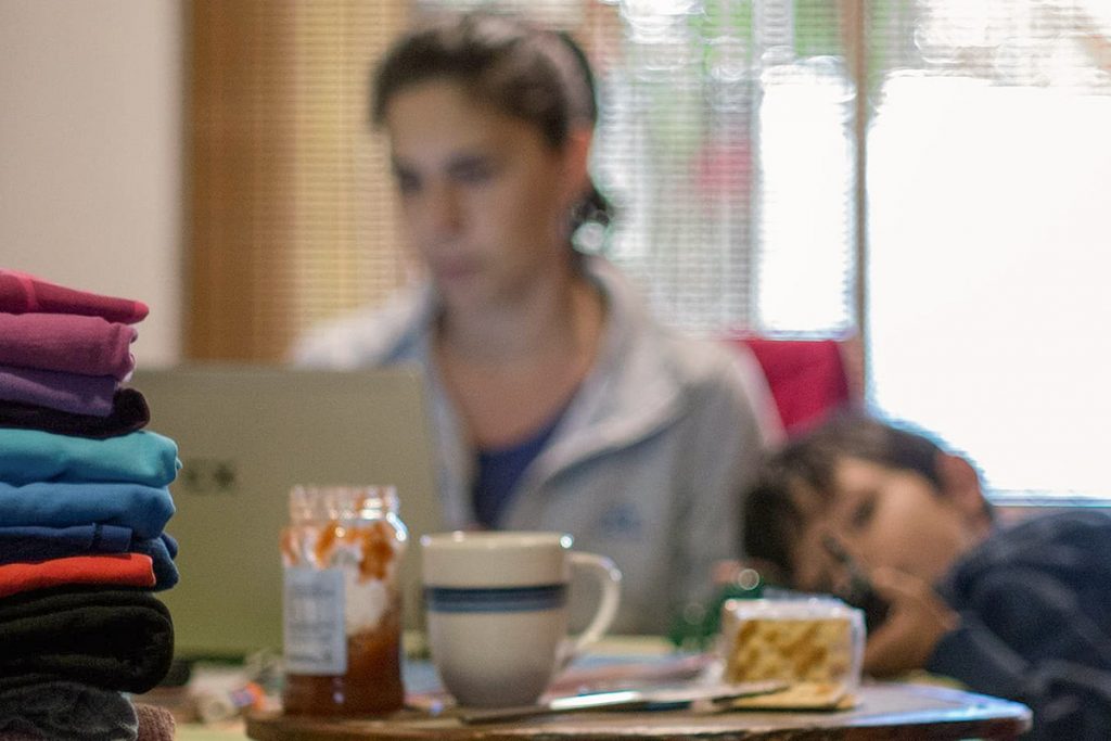 DNU de Milei, un retroceso para los derechos de las trabajadoras 1 trabajadoras DNU