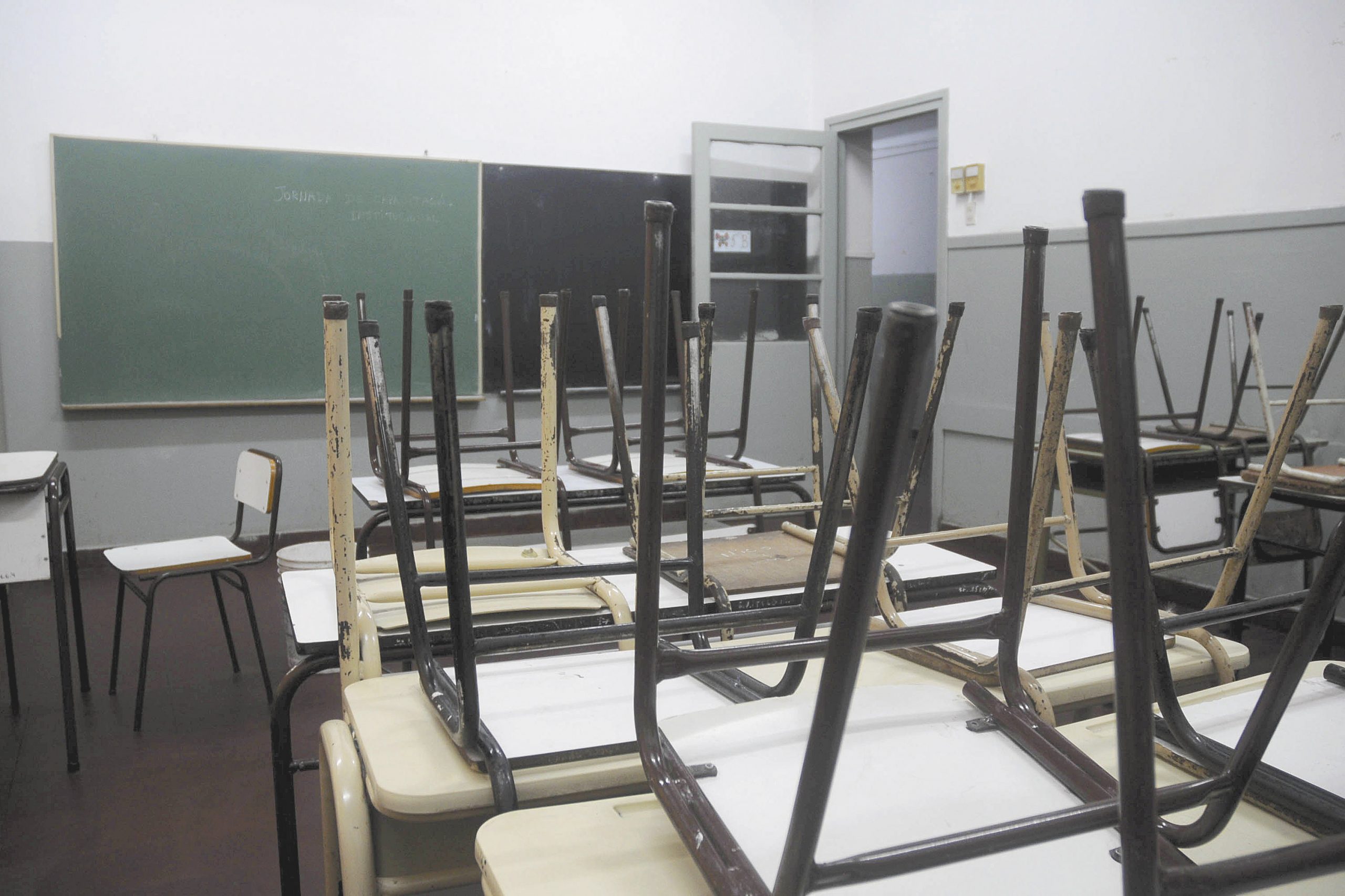 Lanzan un contador de horas sin clase por falta de docentes en CABA: en dos semanas relevaron 20.235