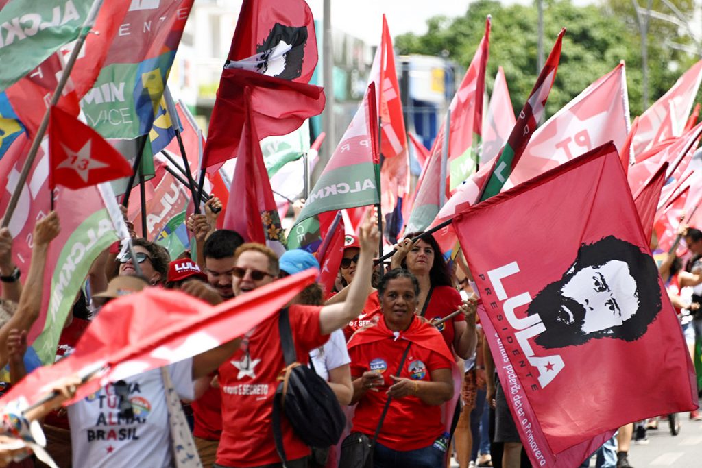 Las imágenes de una jornada tensa e inolvidable en Brasil