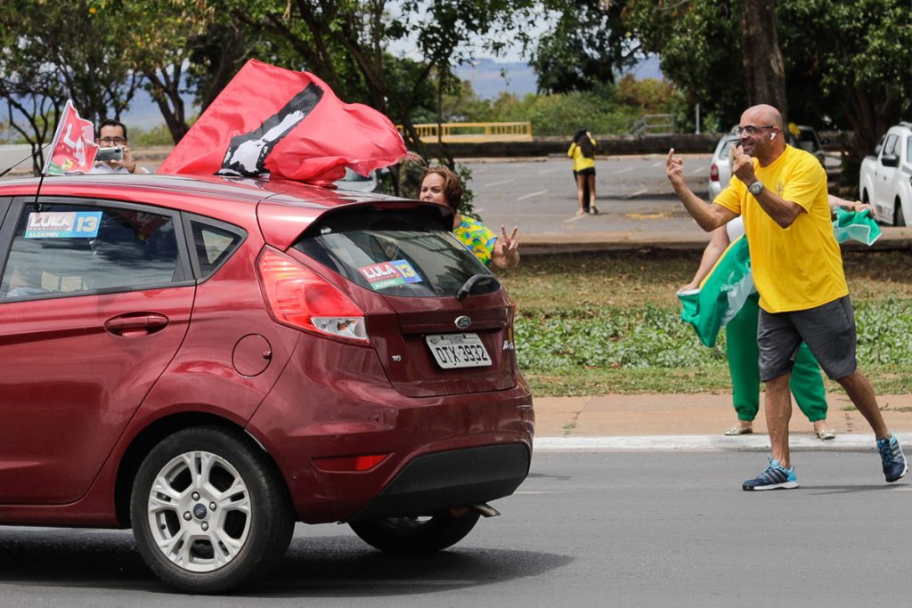 Las imágenes de una jornada tensa e inolvidable en Brasil