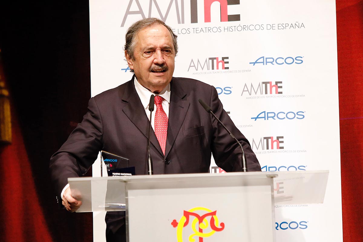 Ricardo Alfonsín pide a la UCR que no sea «neutral» ante el «peligro» de Milei