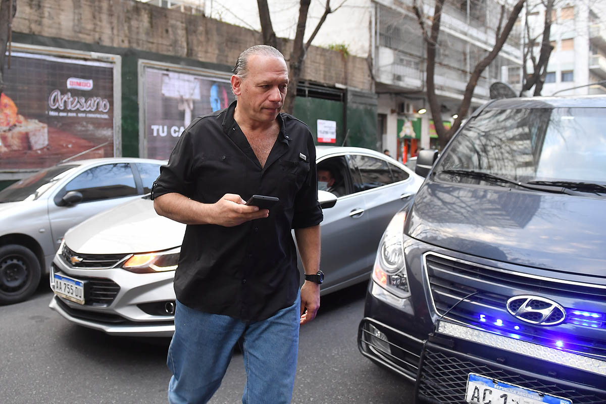 Kicillof reconoció errores en el accionar policial y exigió a Sergio Berni apartar a jefe del operativo