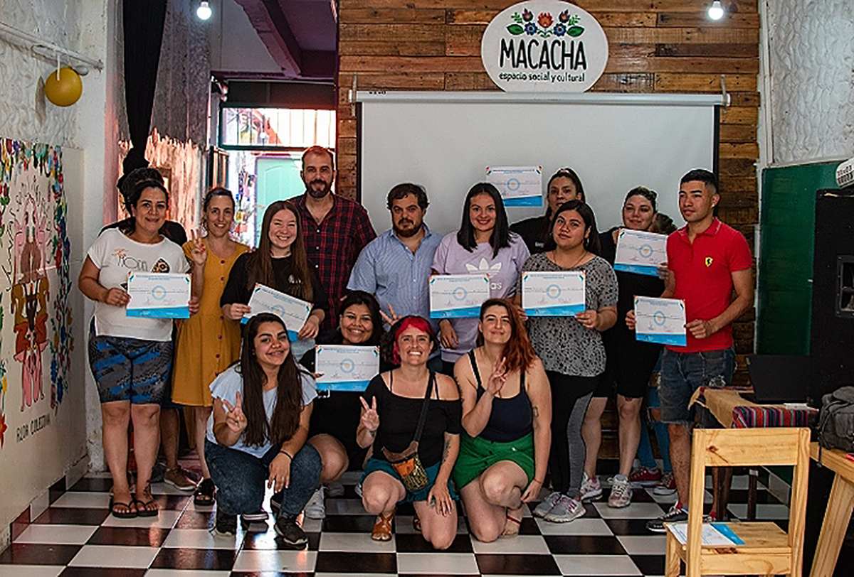 Desarrollo Social entregó certificados de capacitaciones en Comunicación de Integración Socio Urbana