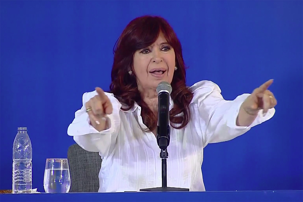 Cristina, fuerte contra los buitres: «Siempre obtienen sentencias que nunca se ajustan a derecho»