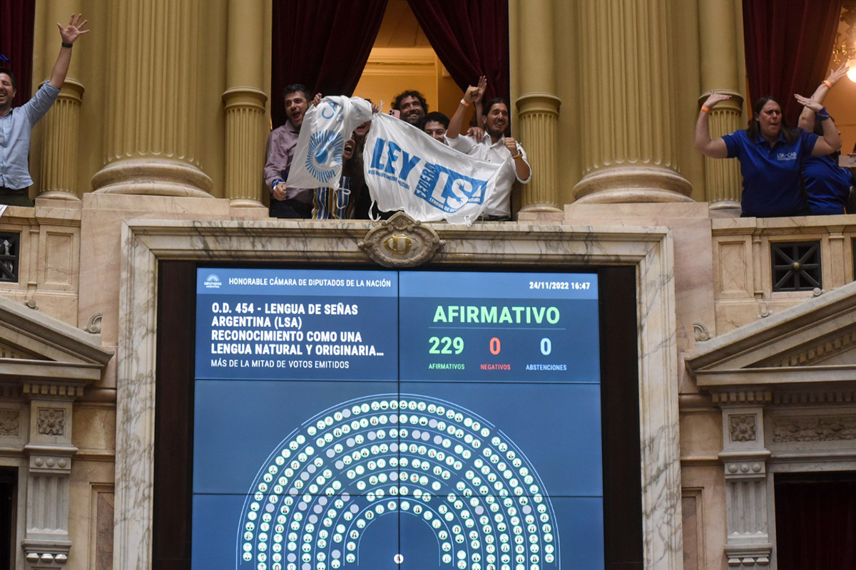 Hay media sanción para la Ley de Lengua de Señas Argentina