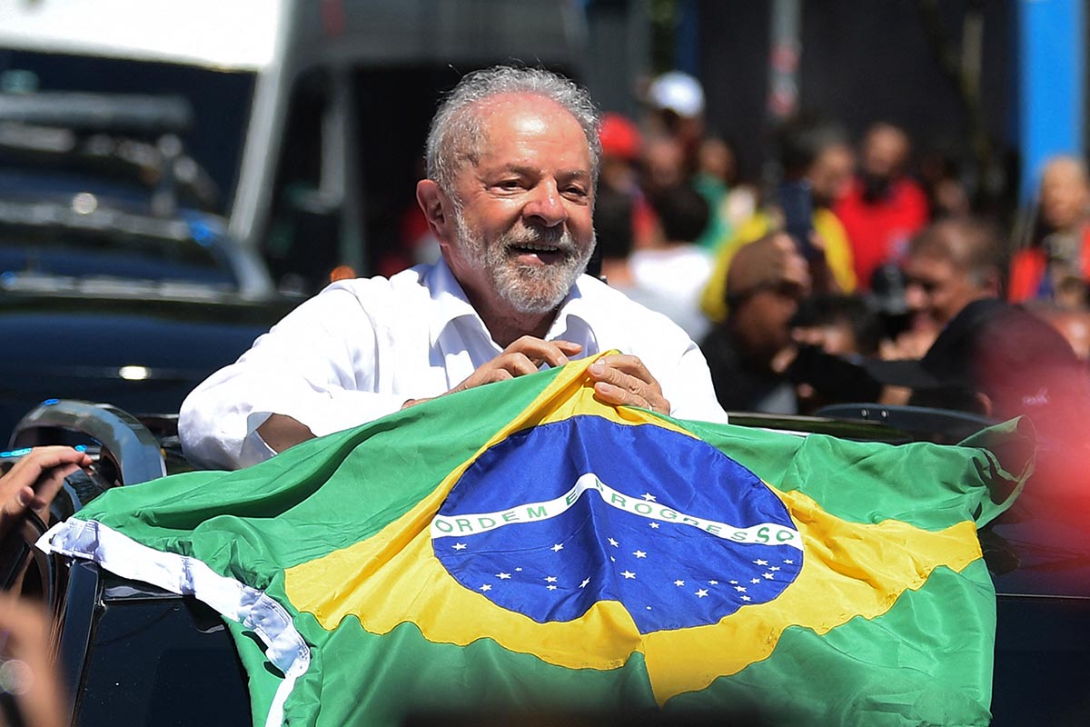 Lula lloró al hablar del hambre en Brasil y criticó a Bolsonaro por el uso de las Fuerzas Armadas