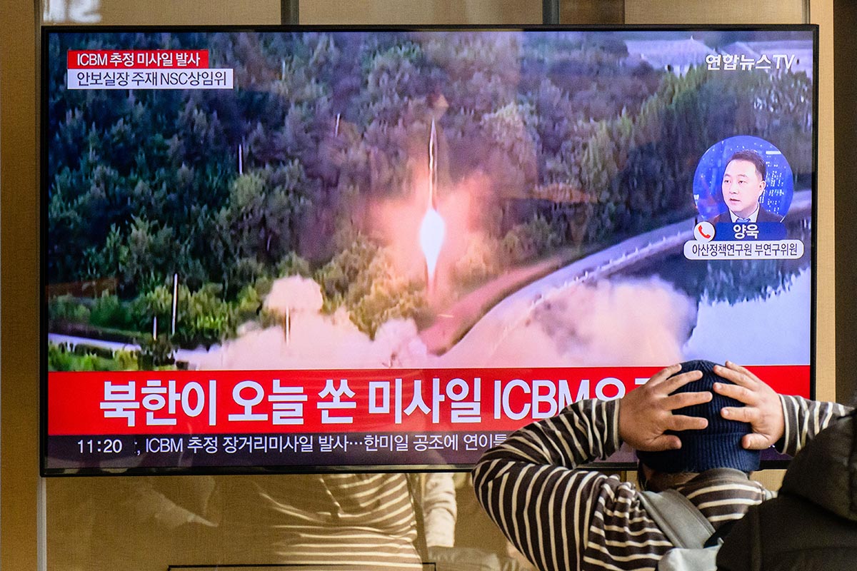 Japón y EEUU realizan ejercicios militares tras lanzamiento de misil norcoreano