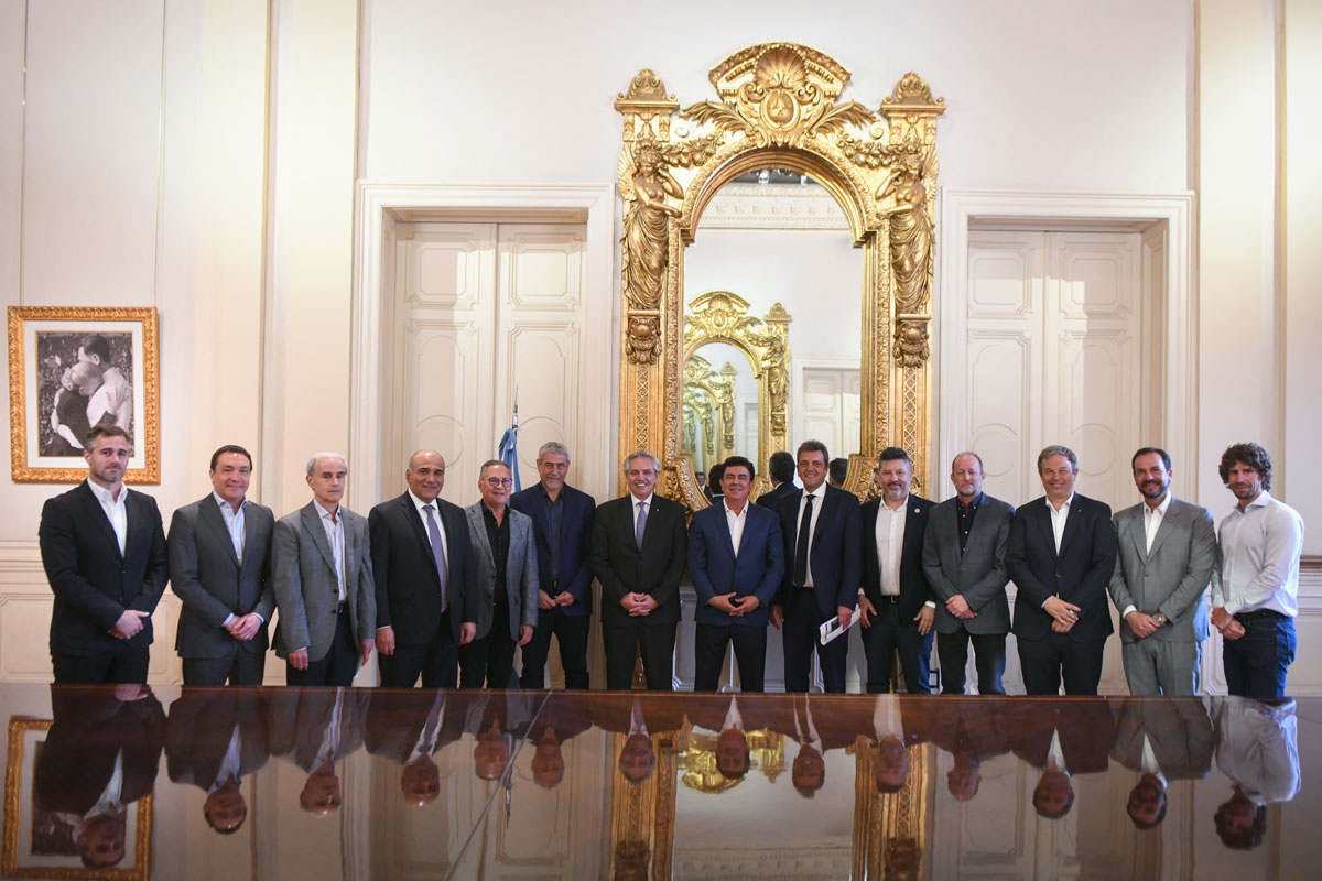 Los intendentes pidieron plata y obras para el conurbano en la previa de fin de año