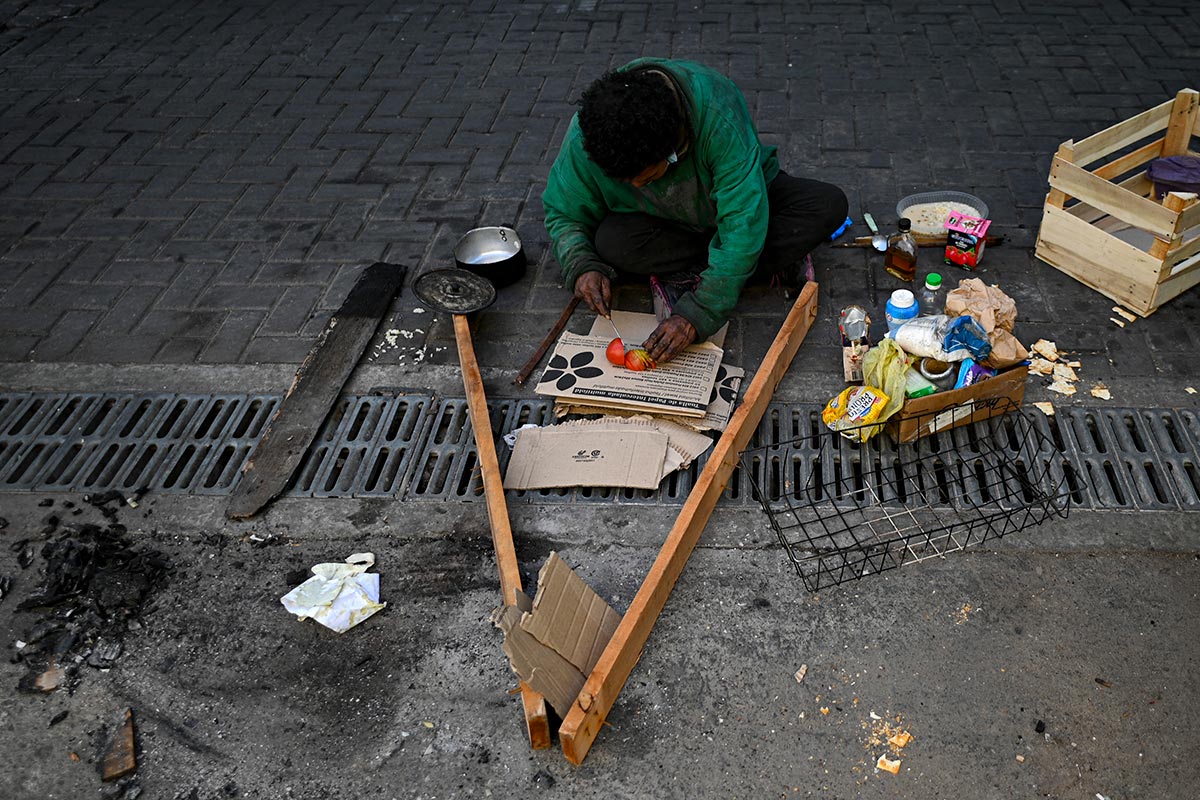 Por inflación en alimentos y bajos ingresos, la pobreza en Navidad afectará al 40% de la población