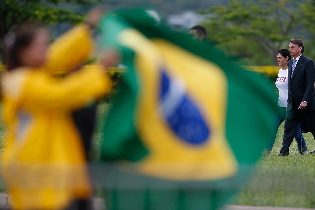 Los últimos días de Bolsonaro: entre la huida y el golpismo