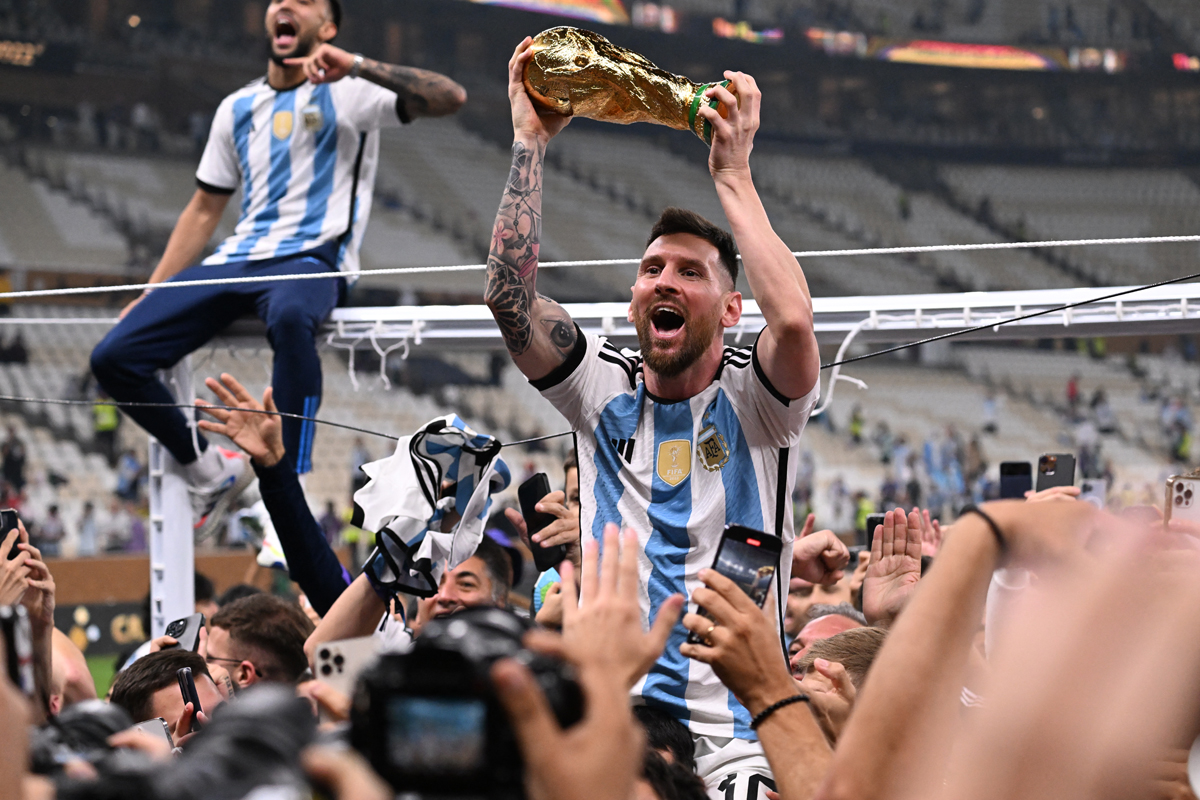 Dos bebés que nacieron durante la caravana de los campeones recibieron el nombre de Messi y Messias