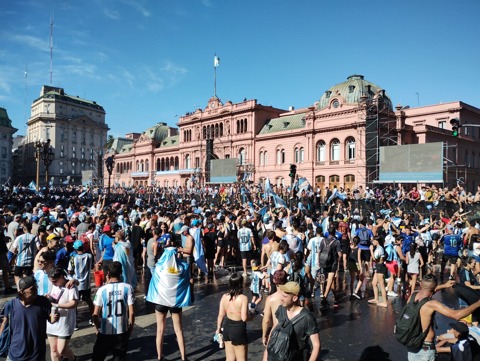 Alberto: “Tenían la Casa de Gobierno a disposición, eligieron otra cosa y es muy respetable”