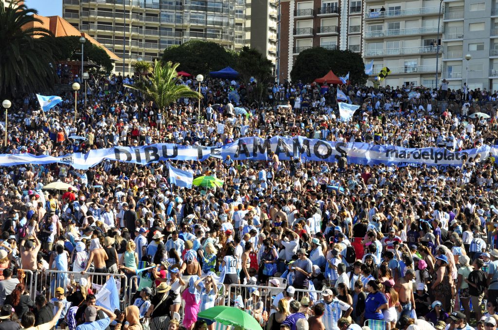 Un Mundial bajo el cielo de un verano argentino, como una Navidad futbolera