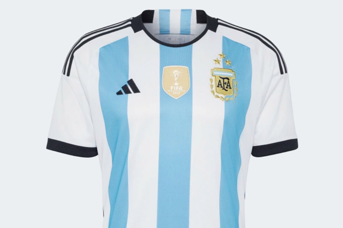 En un tris se agotó la camiseta de la Selección con las tres estrellas