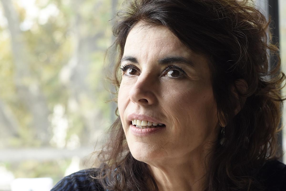 Paula Pérez Alonso es la ganadora del  Premio Nacional de Novela Sara Gallardo