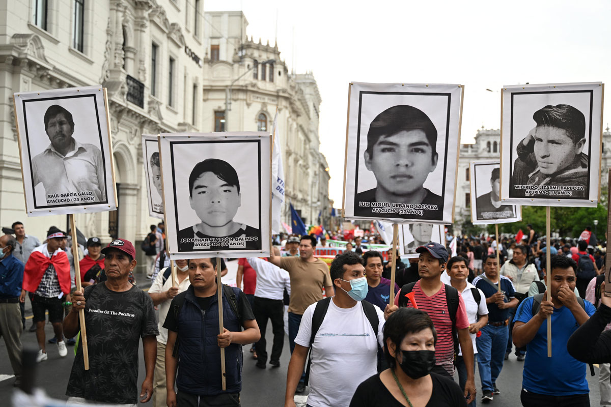 Alta tensión en Lima por las protestas contra el gobierno y el Parlamento peruano