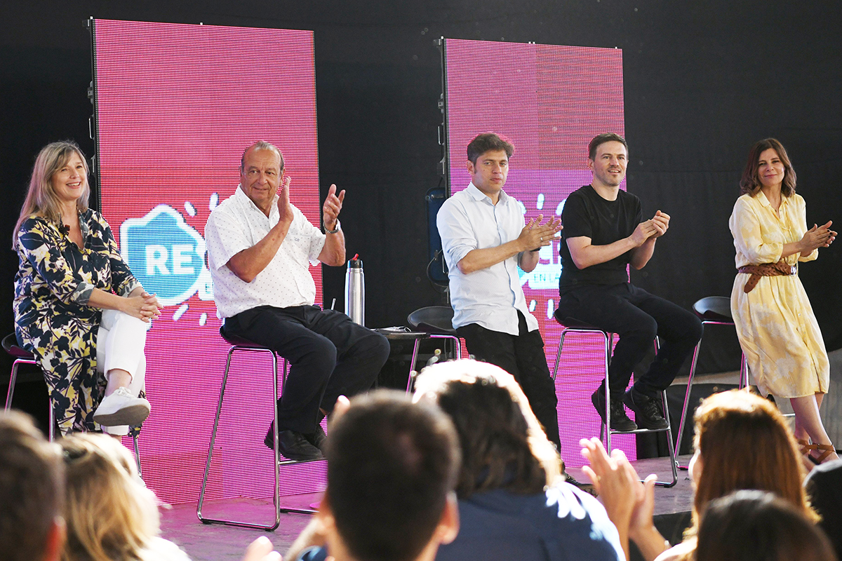 Kicillof: cumbre con intendentes oficialistas y opositores en Claromecó