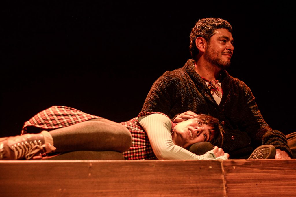 Alberto Ajaka: "La obra aborda los lugares neurálgicos de nuestra existencia"