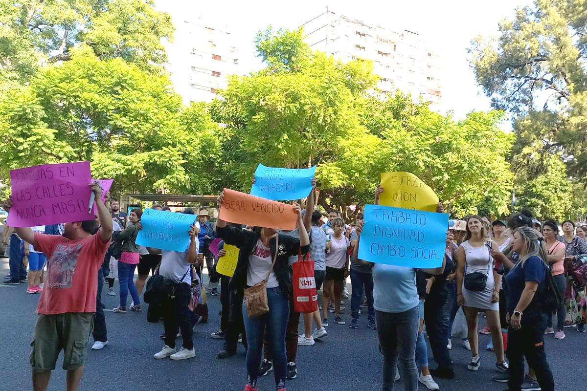 Ocupan pacíficamente un ministerio porteño por el despido de 35 mujeres cooperativistas