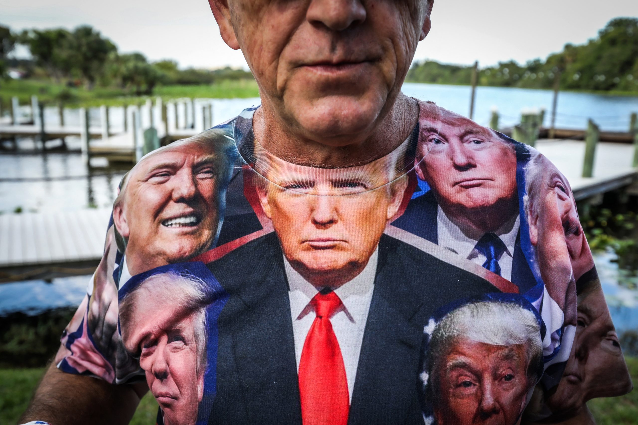 Trump coincide con China y critica el belicismo de EE UU