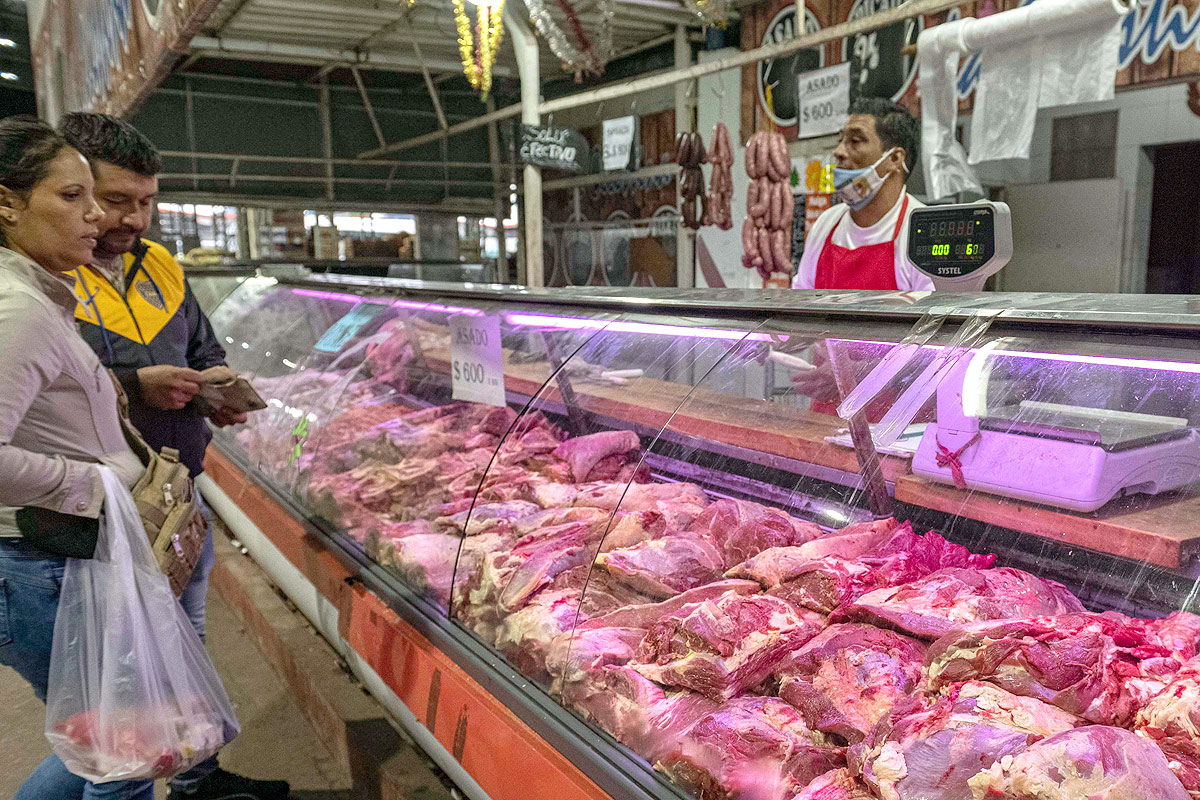 Anunciarán descuentos del 10% para la compra de carne con tarjeta de débito
