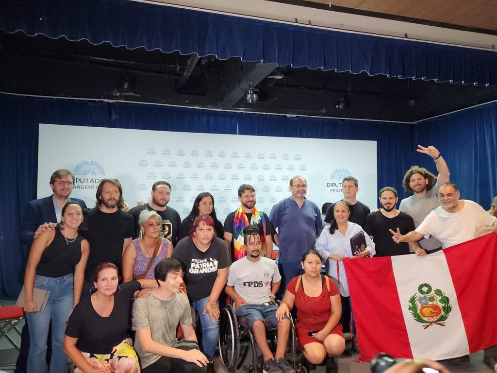 La misión internacional liderada por Grabois denunció represión en Perú