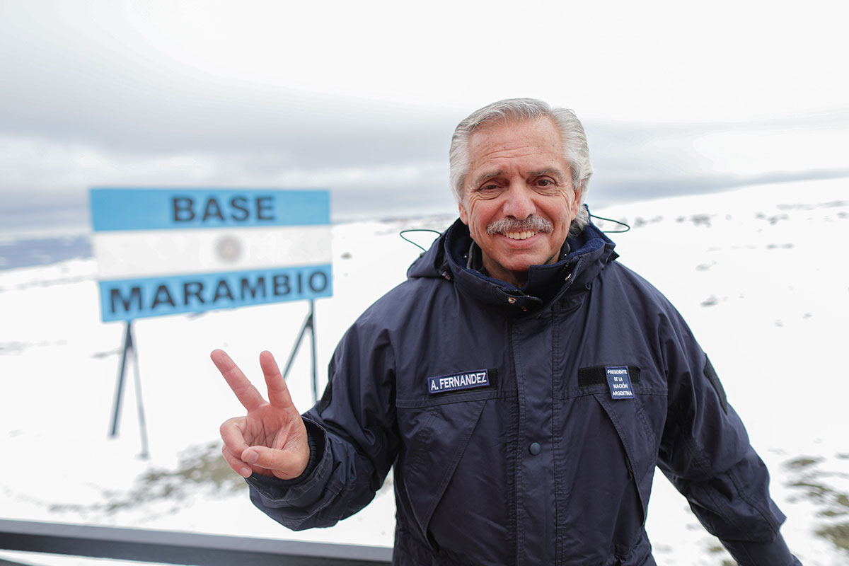 Apoyado en la aprobación que tiene la gestión en Ciencia, Alberto apuntala su  candidatura desde la Antártida