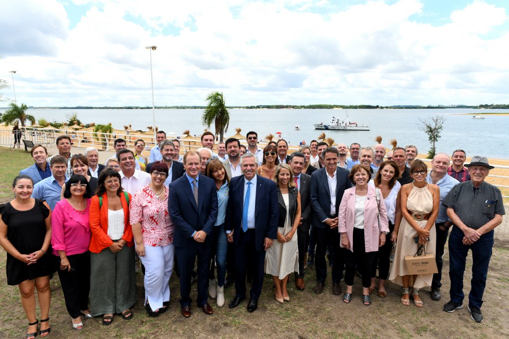 Alberto Fernández: «Estamos moviendo la economía y el desarrollo empieza a verse»